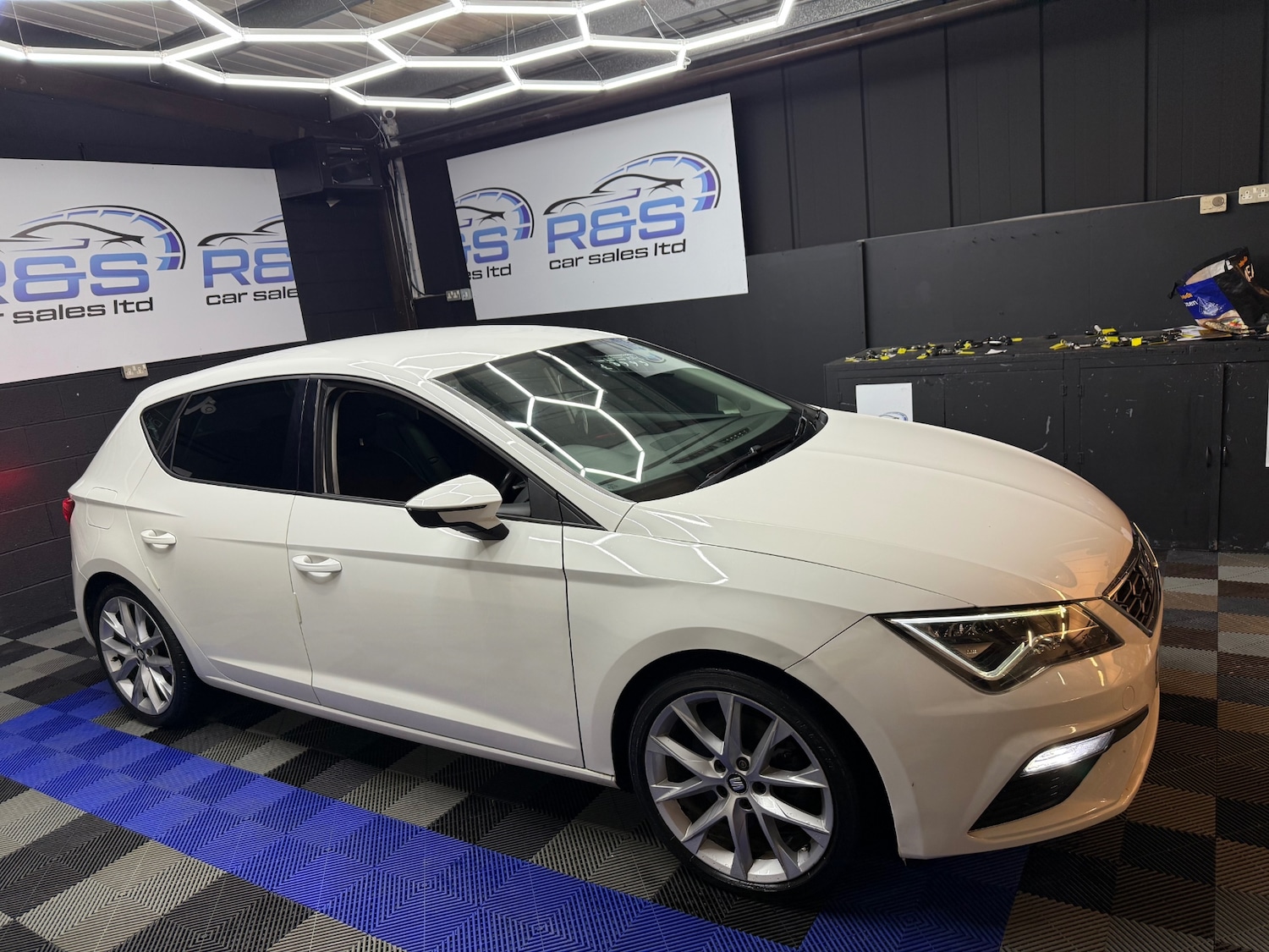 Used SEAT Leon 2017 for sale - 77116300: Photo 3