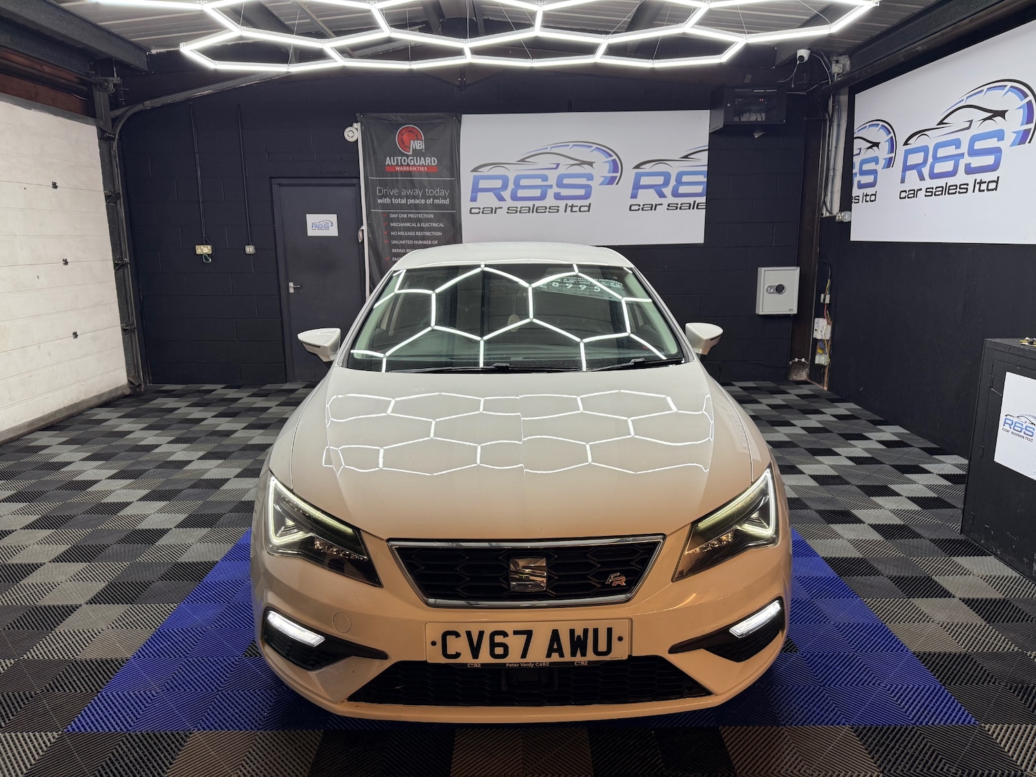Used SEAT Leon 2017 for sale - 77116300: Photo 4
