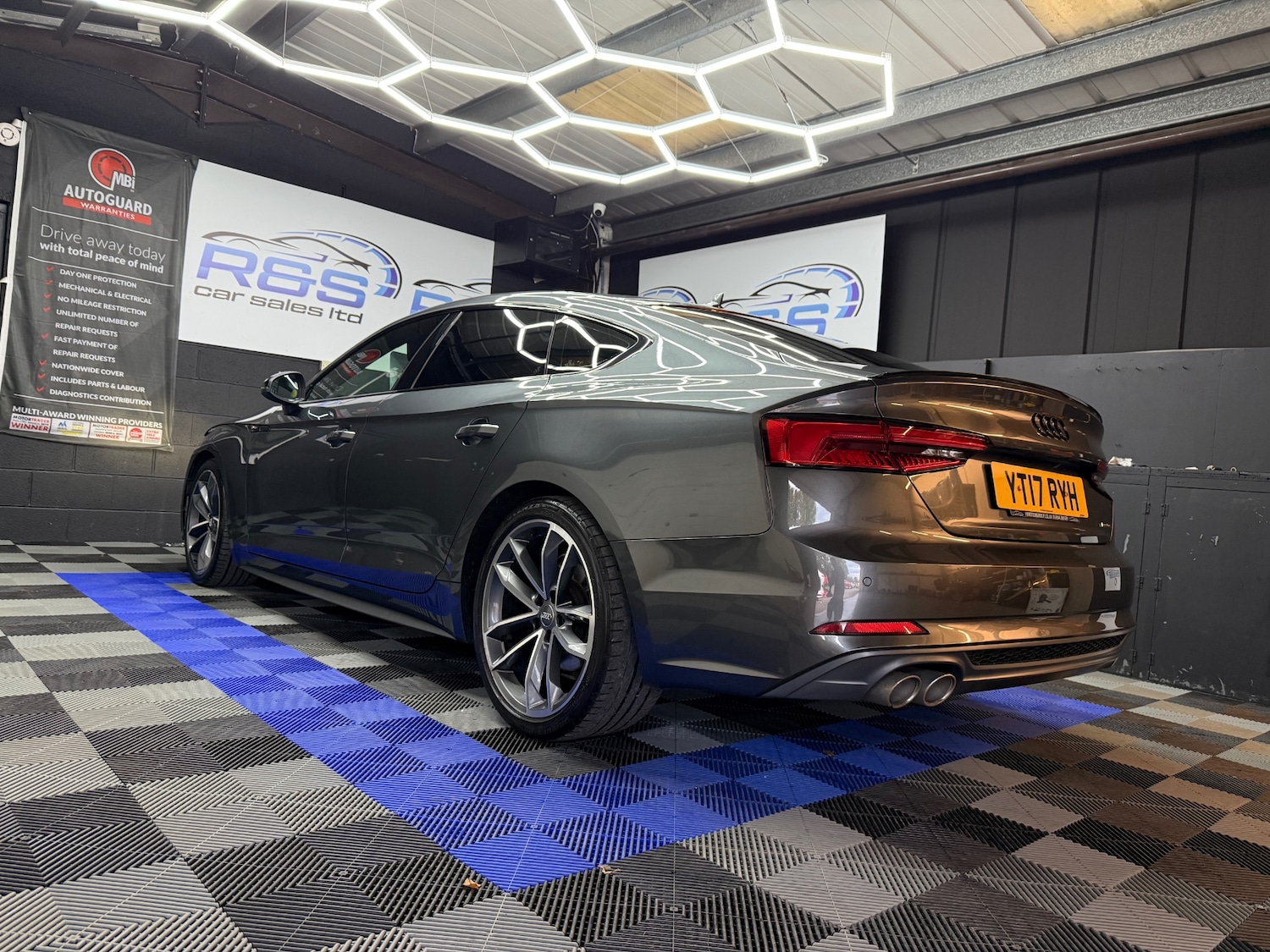 Used Audi A5 2017 for sale - 76396711: Photo 9