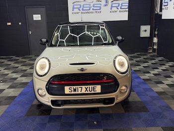 Used MINI Hatch 2017 for sale - 79136911: Photo