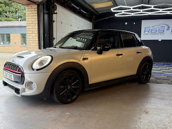 Used MINI Hatch 2017 for sale - 79136911: Photo