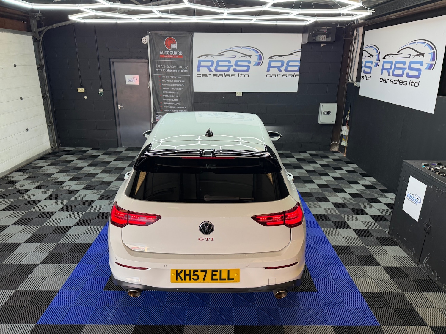 Used Volkswagen Golf 2020 for sale - 76583385: Photo 12