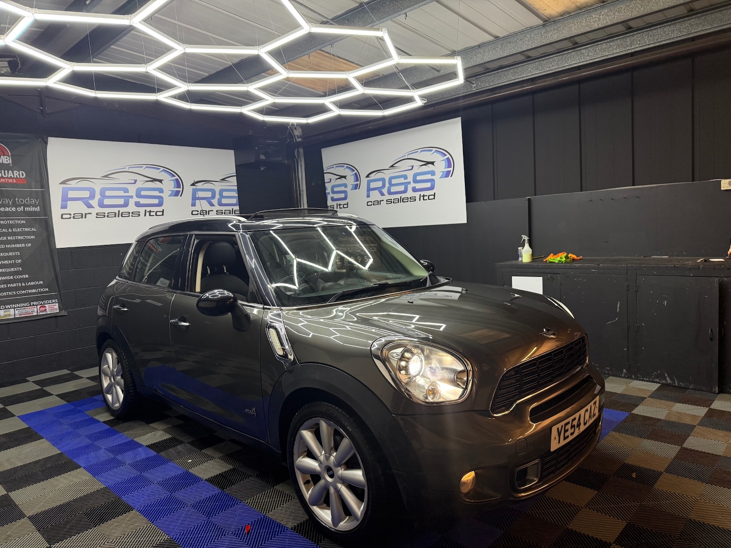 Used MINI Countryman 2014 for sale - 77898137: Photo 2