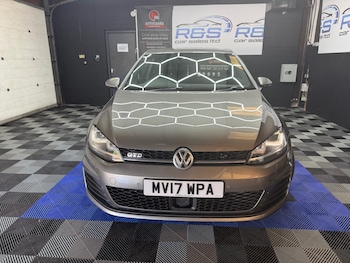 Used Volkswagen Golf 2017 for sale - 76057069: Photo 3