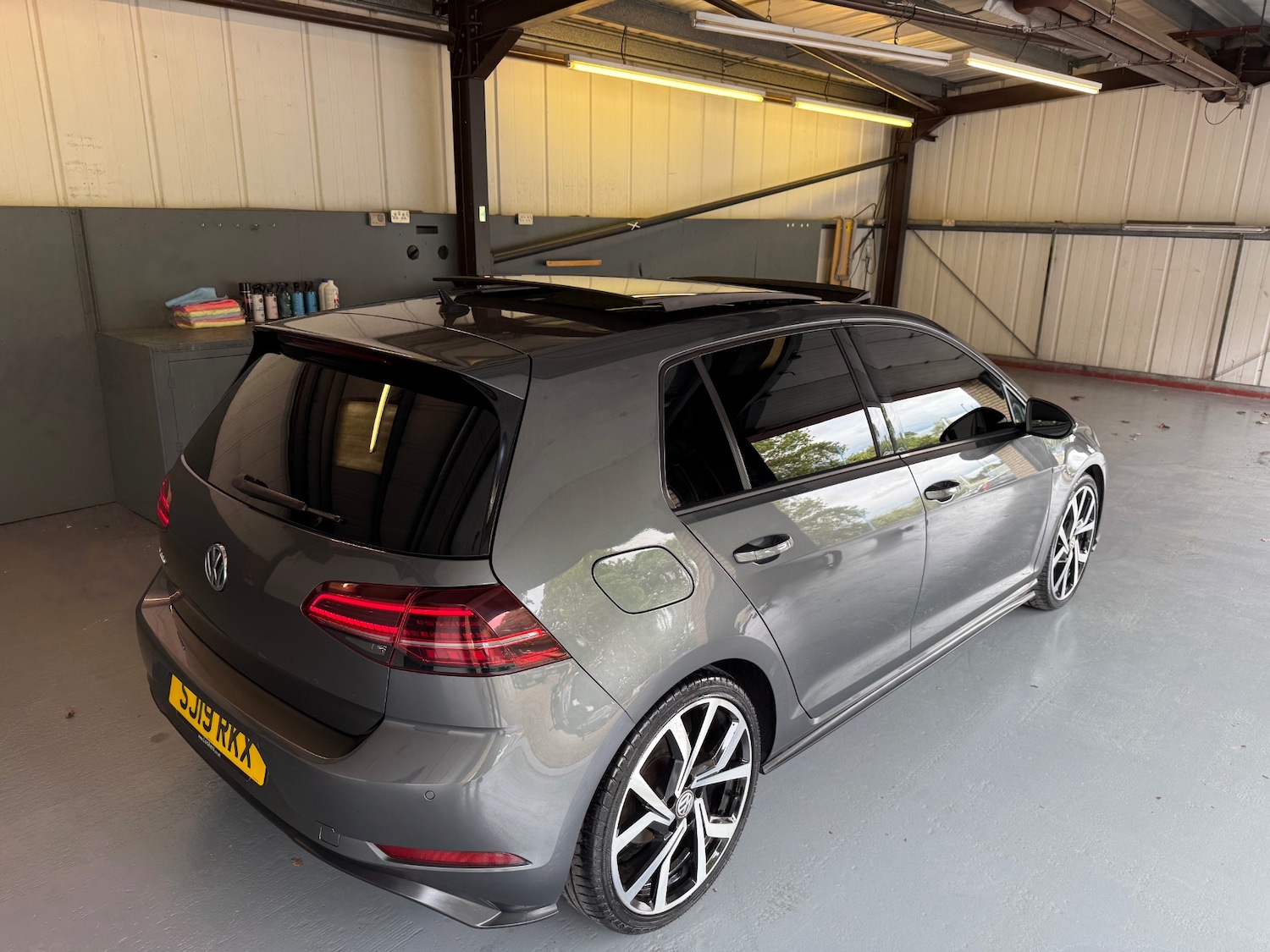 Used Volkswagen Golf 2019 for sale - 76848911: Photo 10