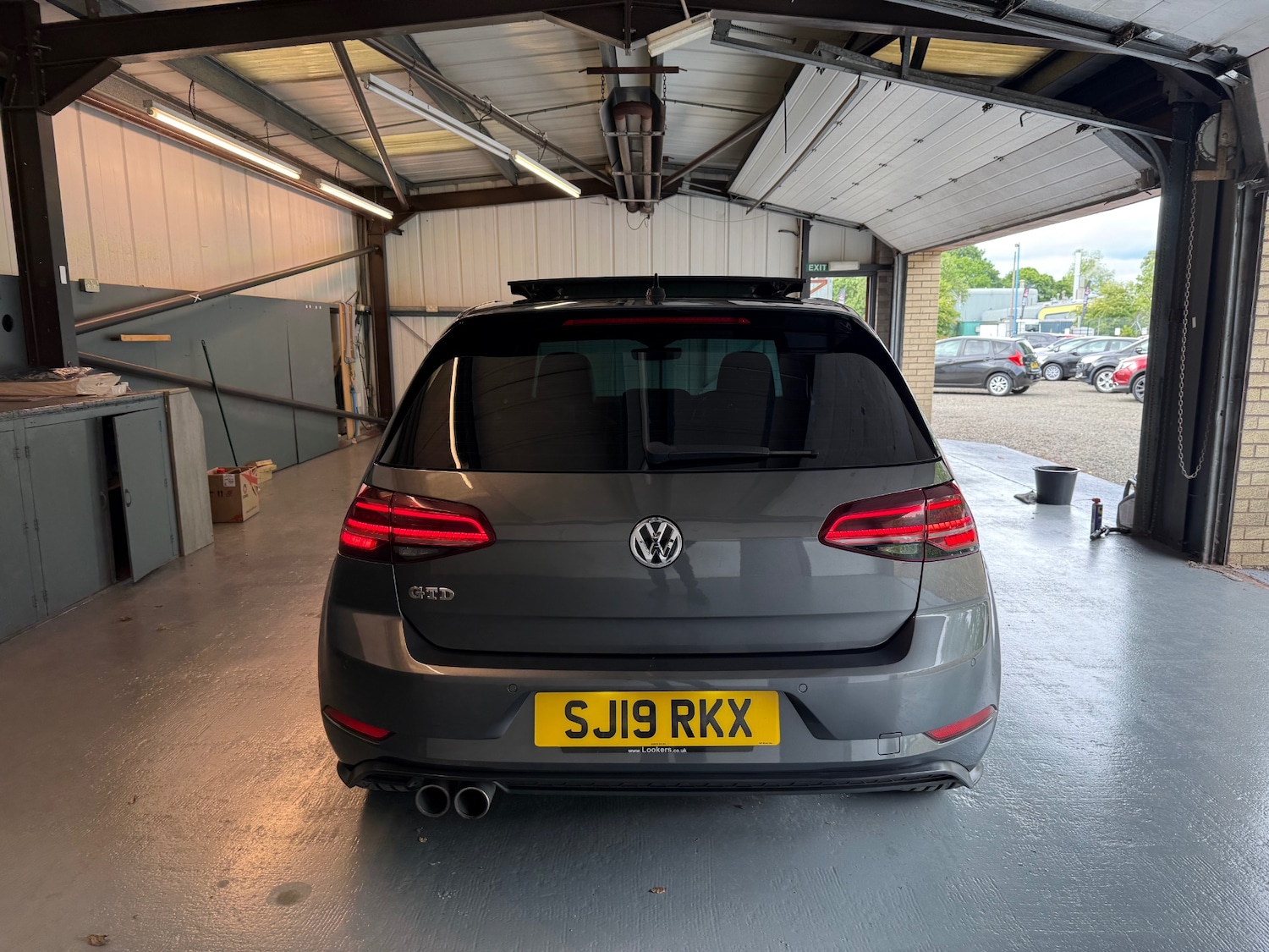 Used Volkswagen Golf 2019 for sale - 76848911: Photo 11