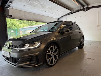 Used Volkswagen Golf 2019 for sale - 76848911: Photo