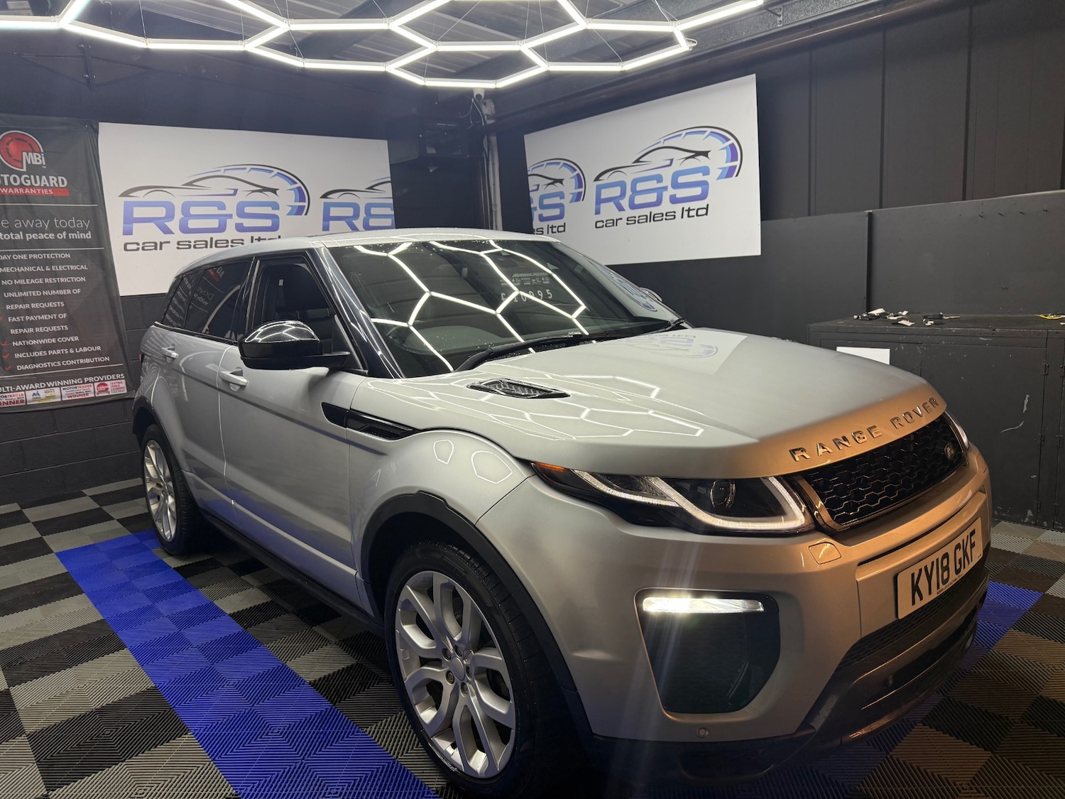 Used Land Rover Range Rover Evoque 2018 for sale - 76885072: Photo 4