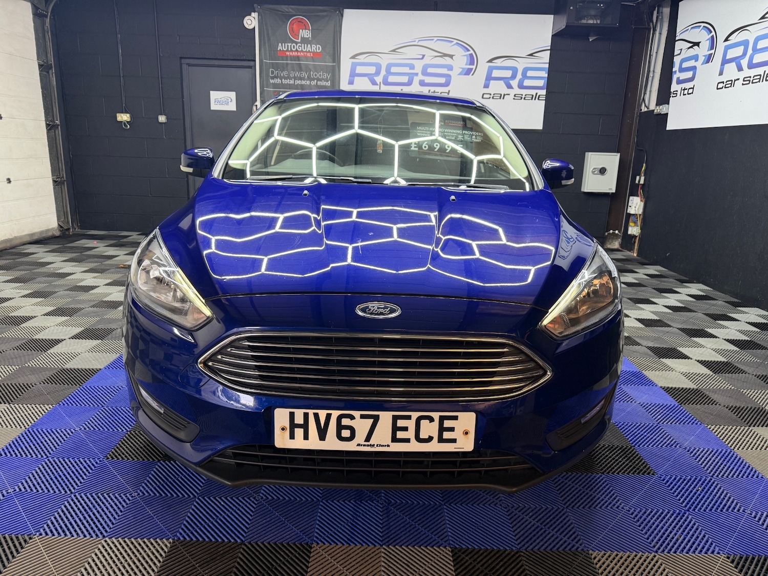 Used Ford Focus 2017 for sale - 76414992: Photo 3