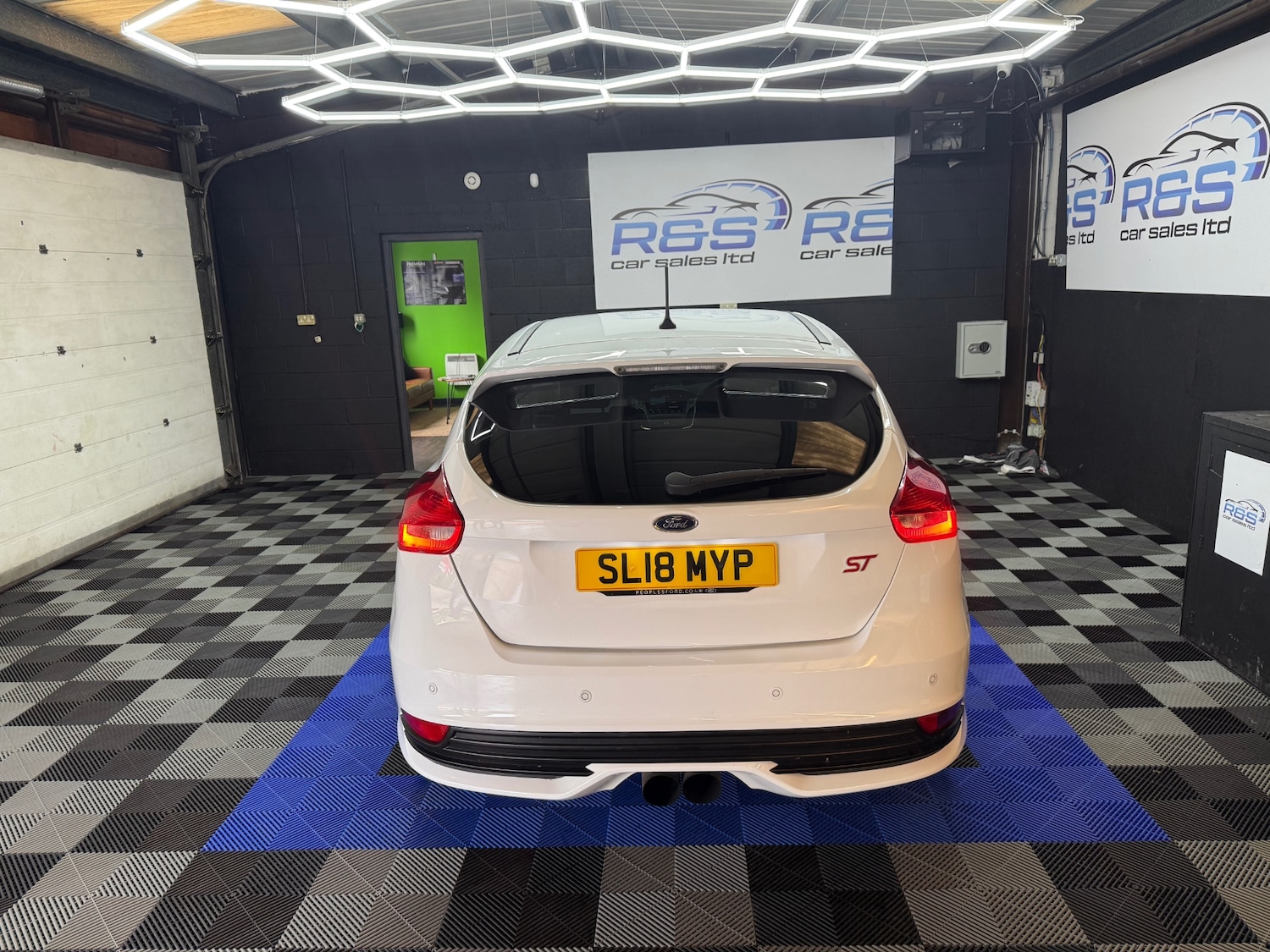 Used Ford Focus 2018 for sale - 76831870: Photo 8