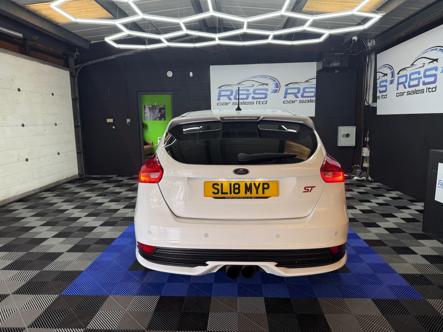 Used Ford Focus 2018 for sale - 76831870: Photo 9