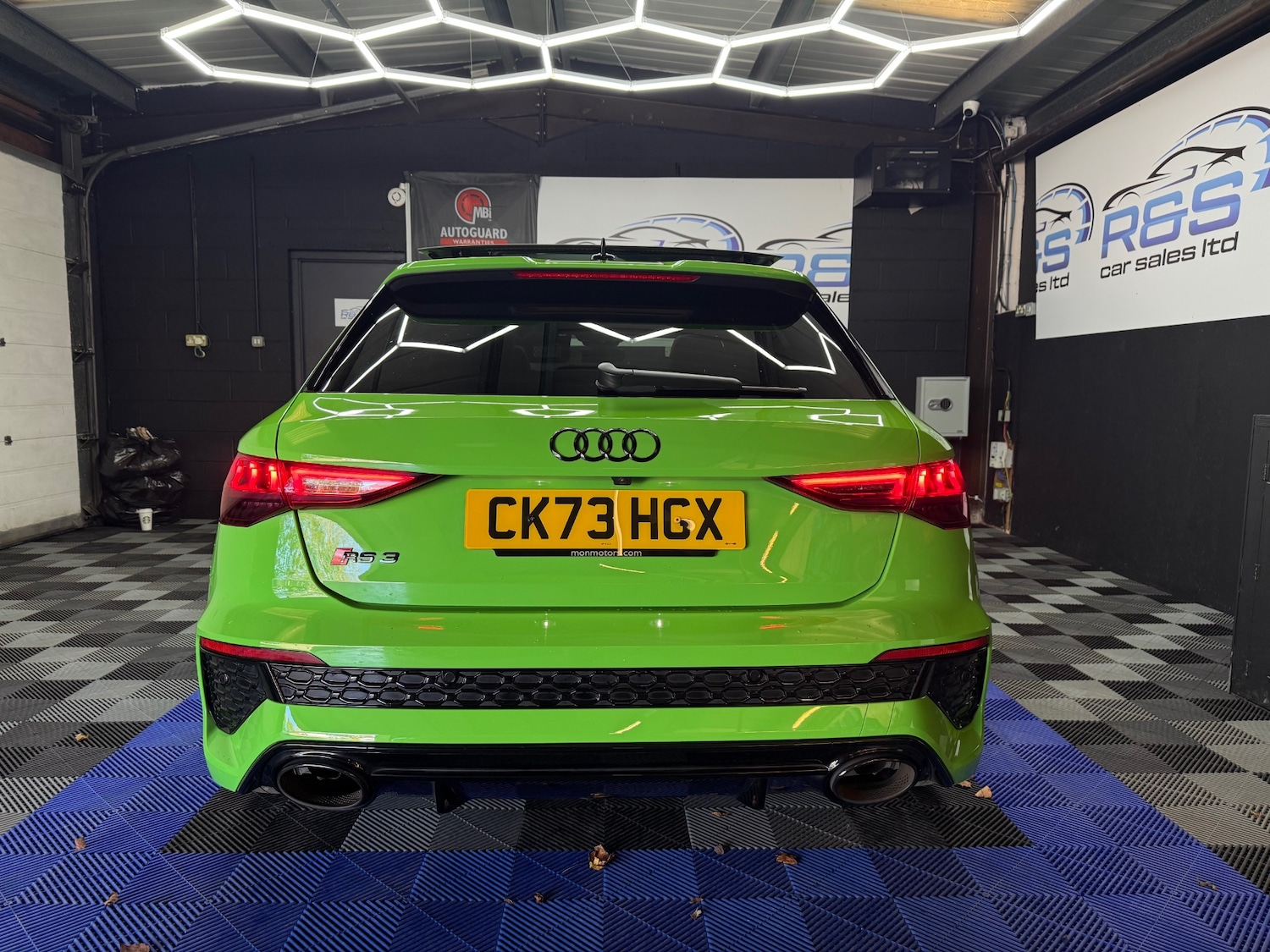 Used Audi RS3 2023 for sale - 76374513: Photo 10