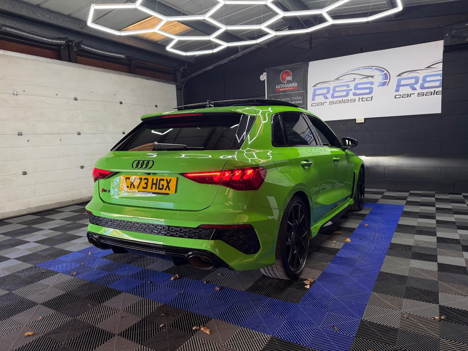 Used Audi RS3 2023 for sale - 76374513: Photo 13