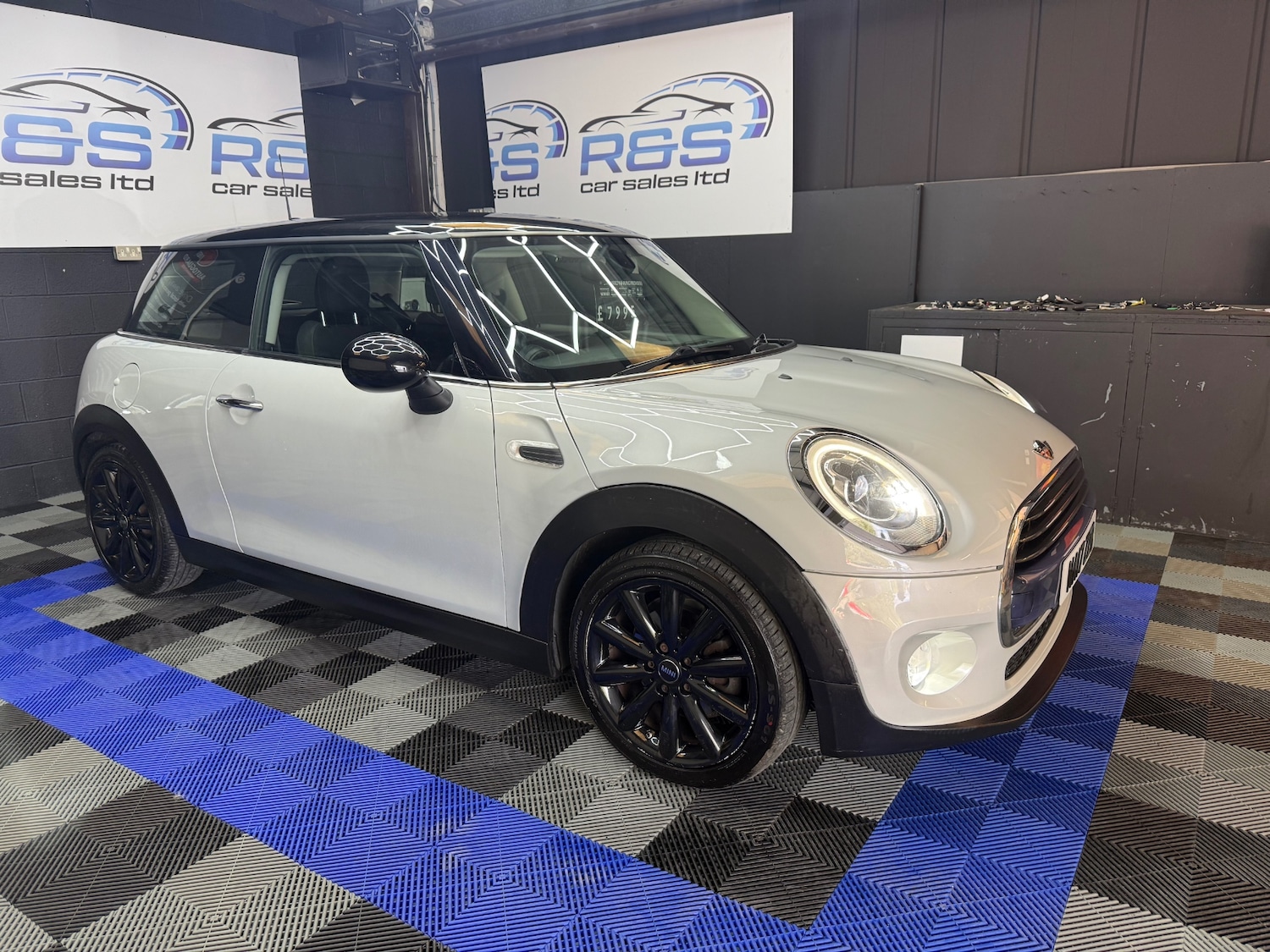 Used MINI Hatch 2017 for sale - 76471395: Photo 4