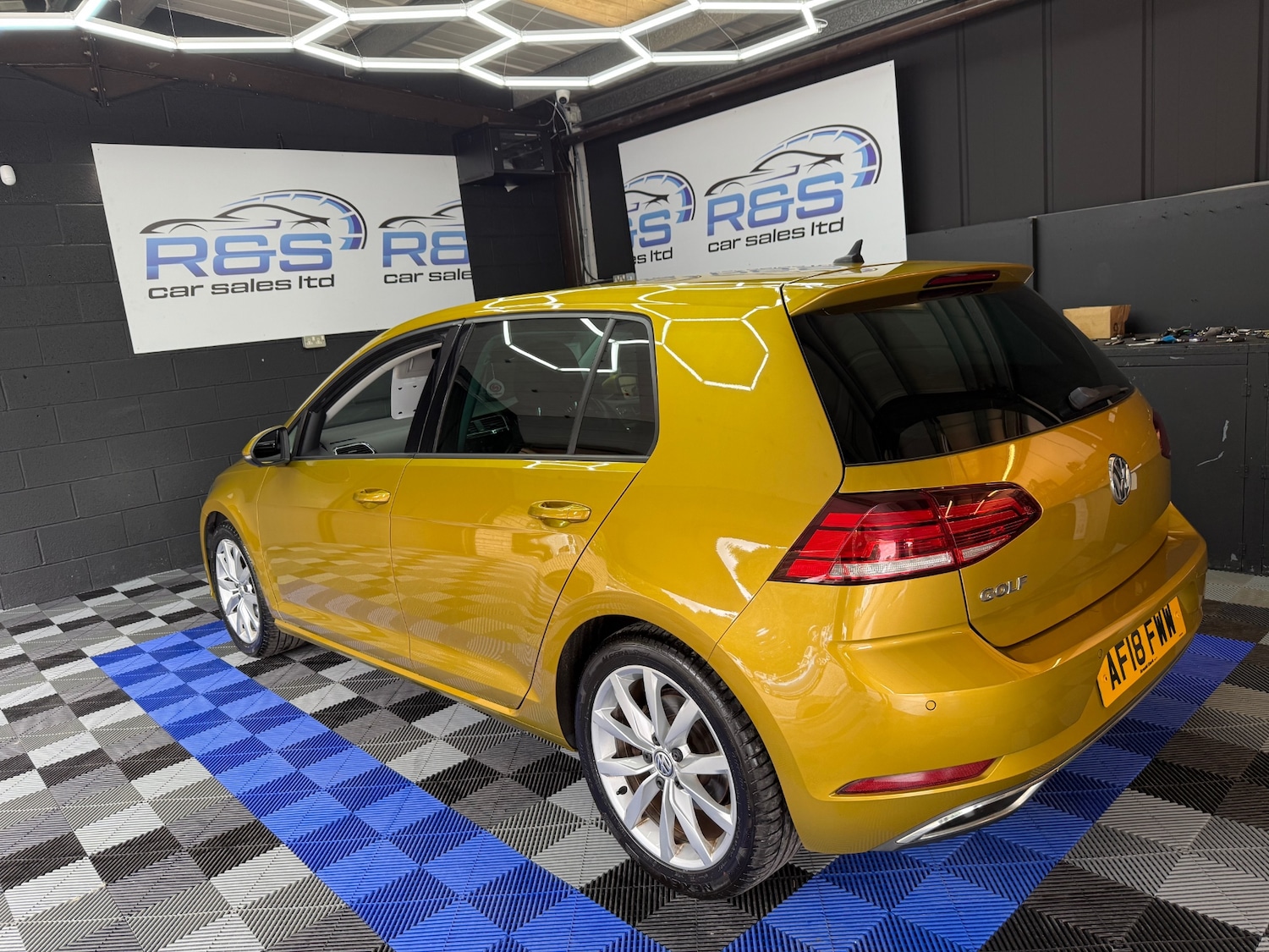 Used Volkswagen Golf 2018 for sale - 76415499: Photo 6