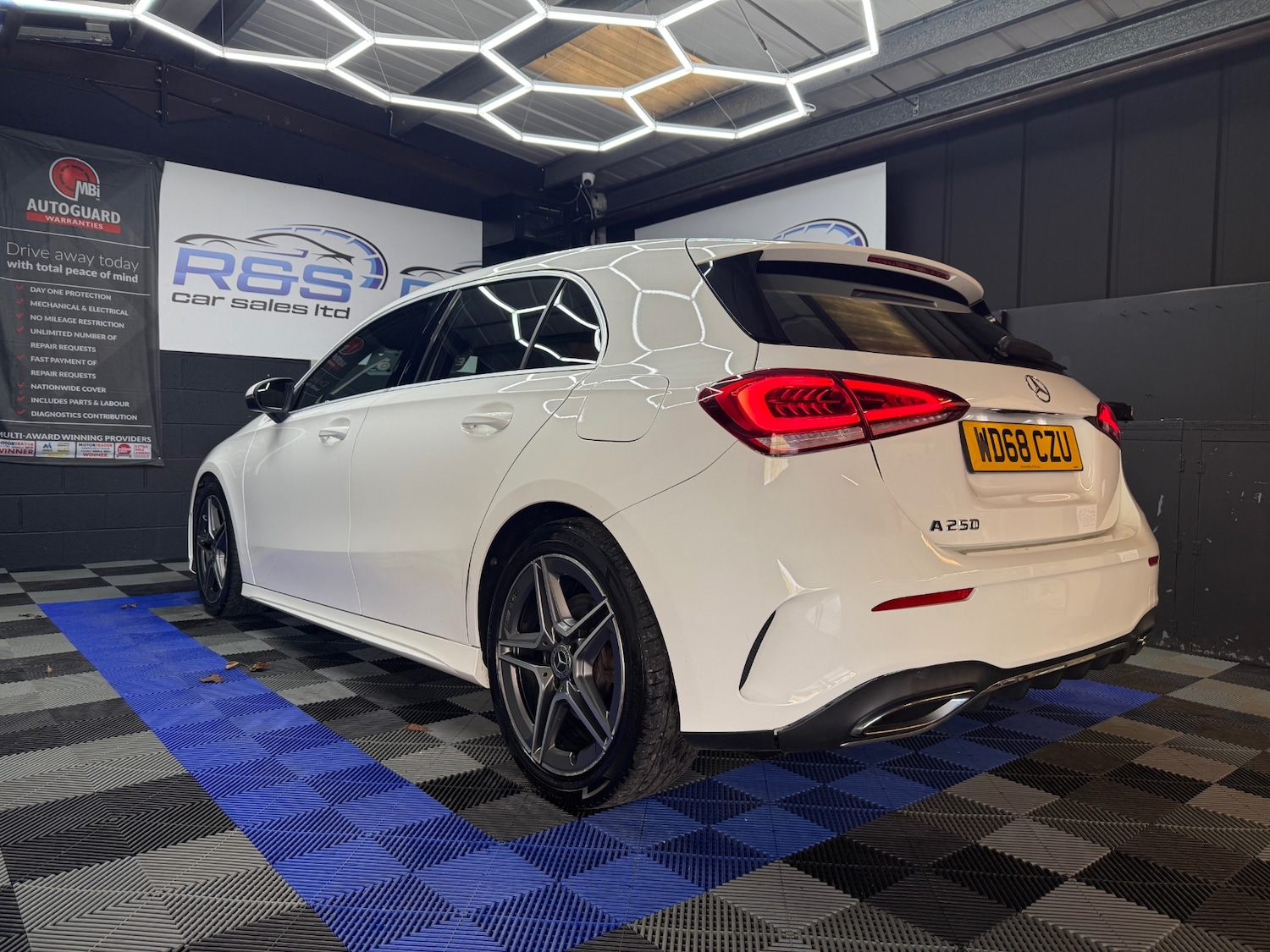 Used Mercedes-Benz A-Class 2019 for sale - 76687520: Photo 13