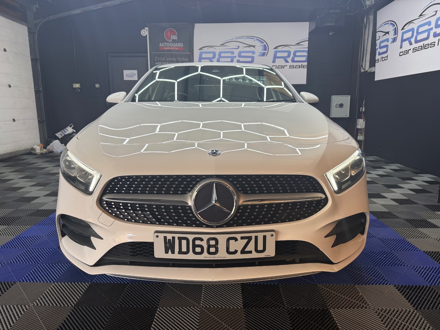 Used Mercedes-Benz A-Class 2019 for sale - 76687520: Photo 3