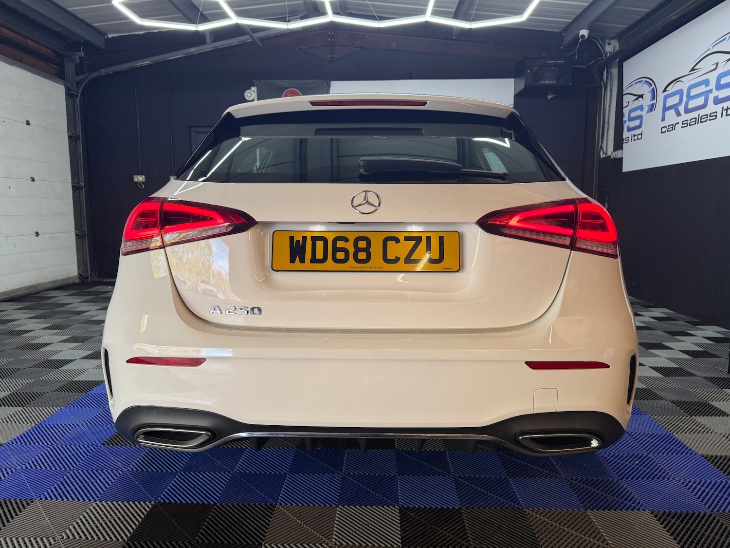 Used Mercedes-Benz A-Class 2019 for sale - 76687520: Photo 9