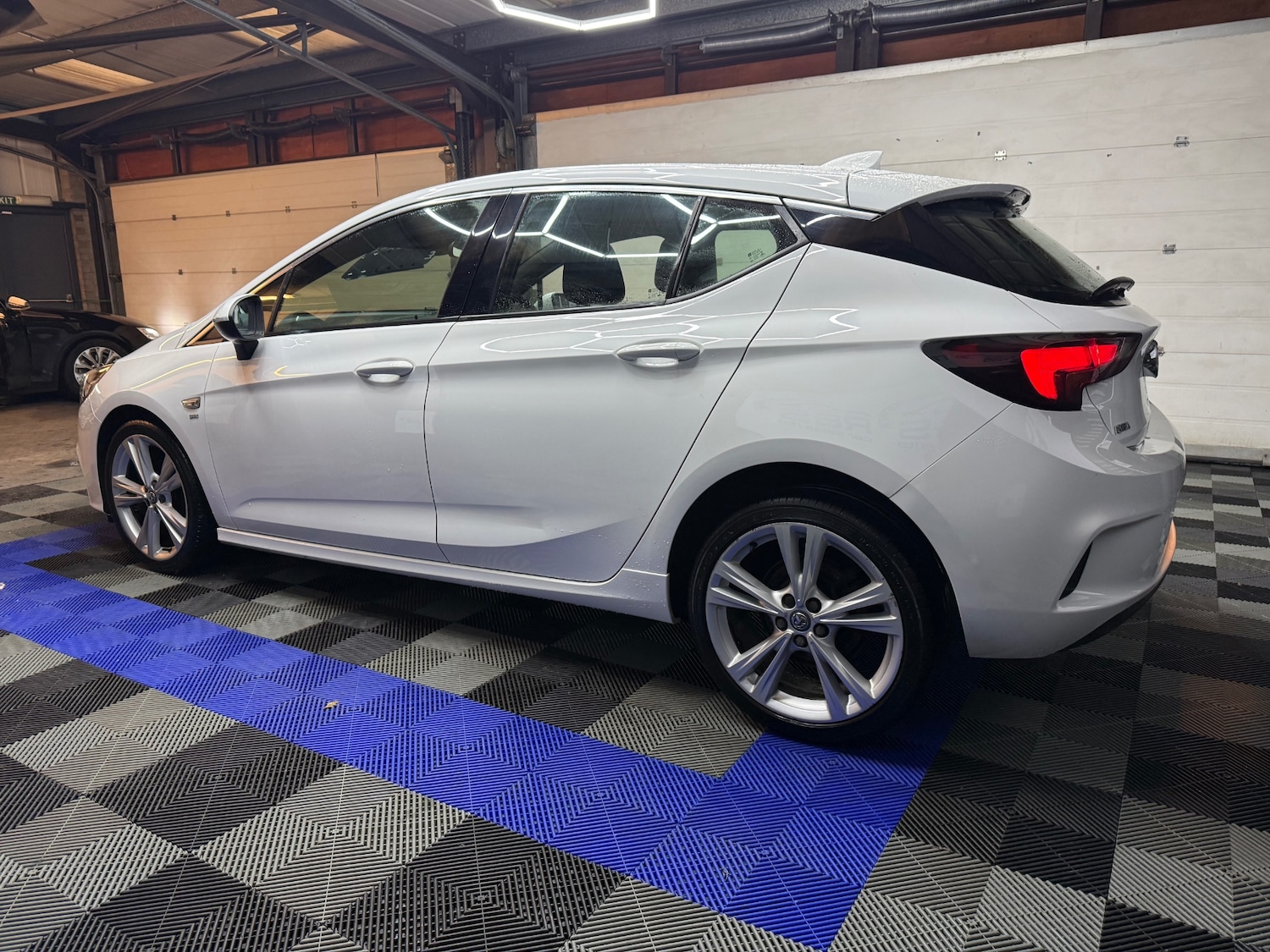 Used Vauxhall Astra 2017 for sale - 77516490: Photo 7