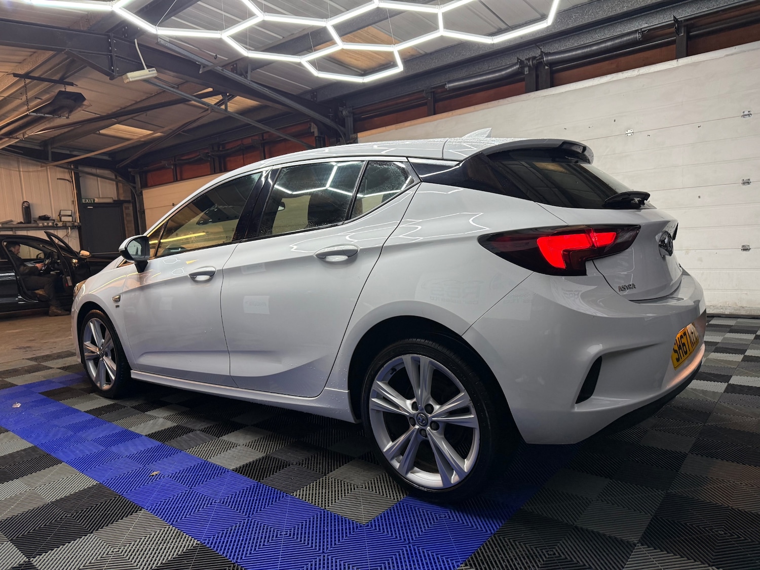 Used Vauxhall Astra 2017 for sale - 77516490: Photo 8