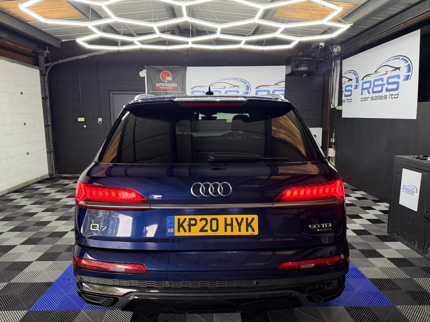 Used Audi Q7 2020 for sale - 76571321: Photo 15