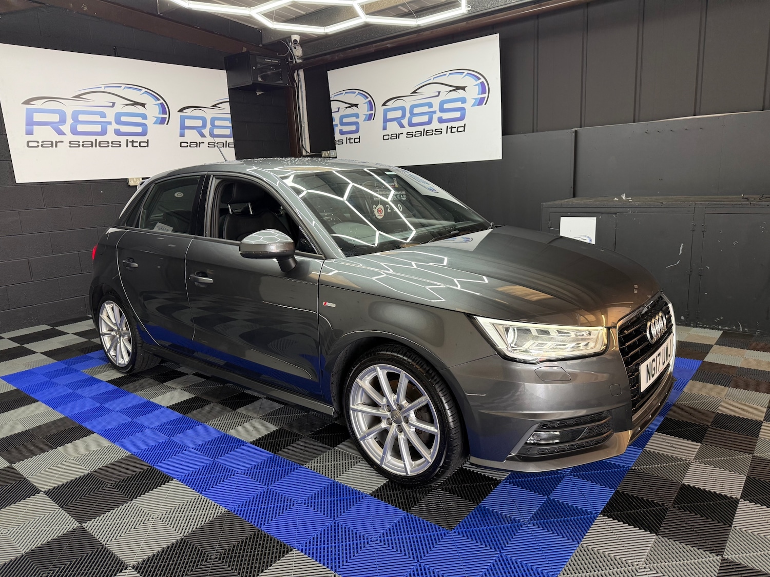 Used Audi A1 2017 for sale - 76102025: Photo 2