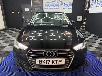 Used Audi A4 2017 for sale - 77323708: Photo 2