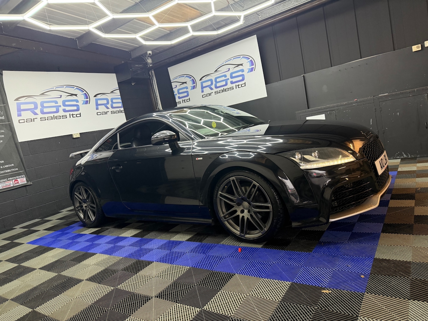 Used Audi TT 2013 for sale - 77921080: Photo 3