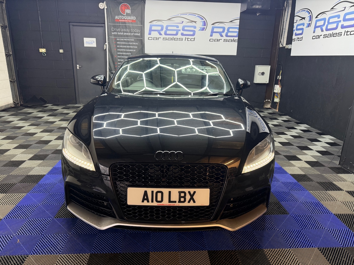 Used Audi TT 2013 for sale - 77921080: Photo 4