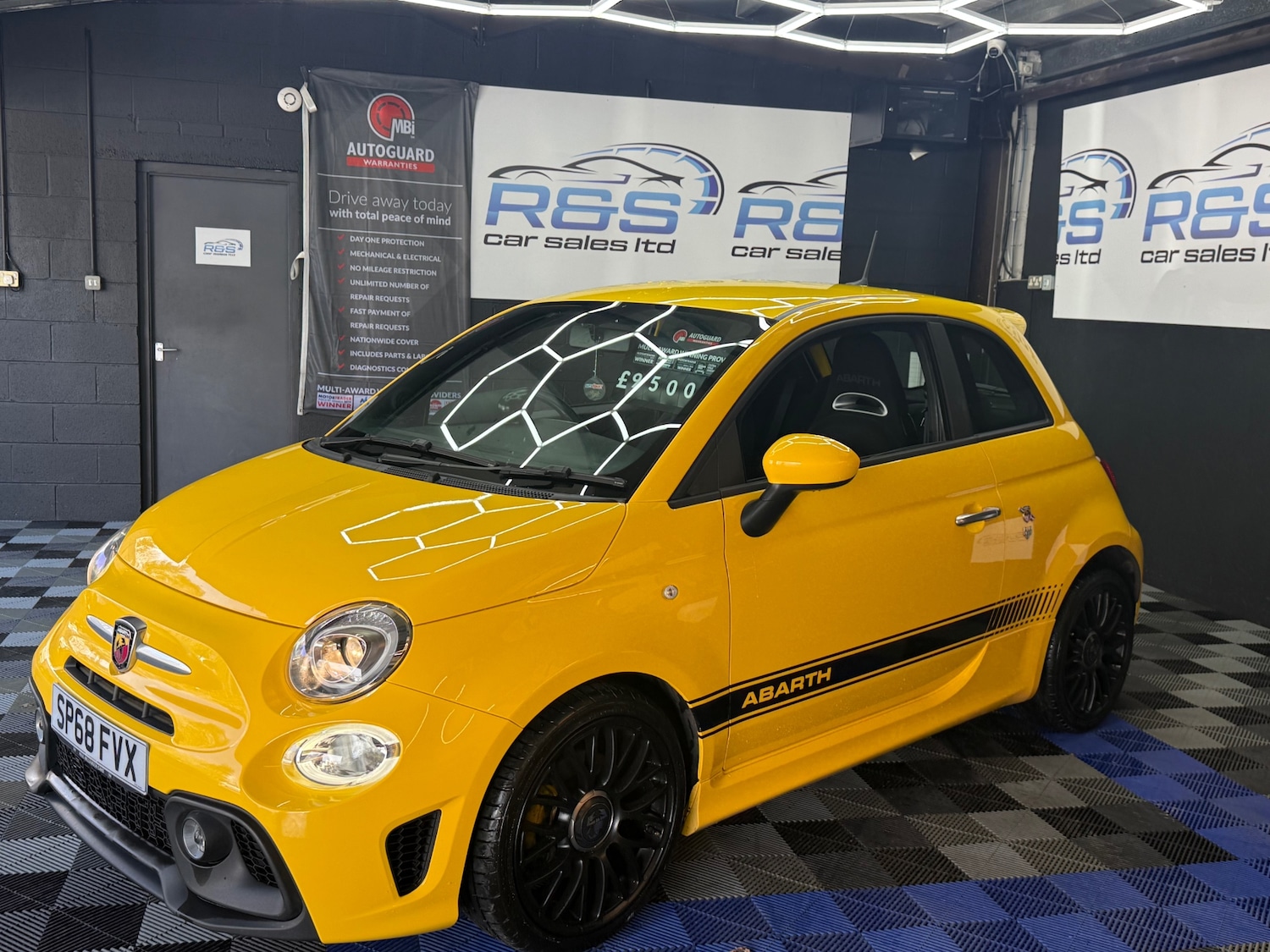 Used Abarth 595 2018 for sale - 78152685: Photo 10