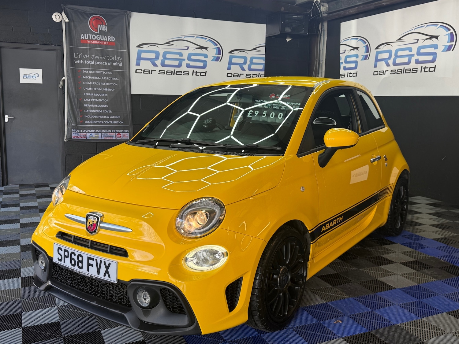 Used Abarth 595 2018 for sale - 78152685: Photo 11