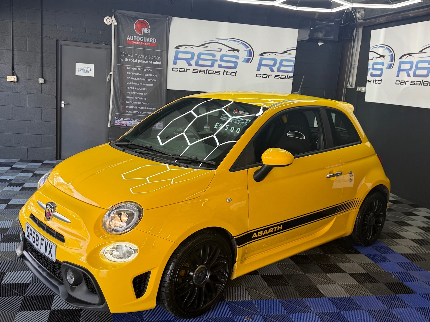 Used Abarth 595 2018 for sale - 78152685: Photo 9