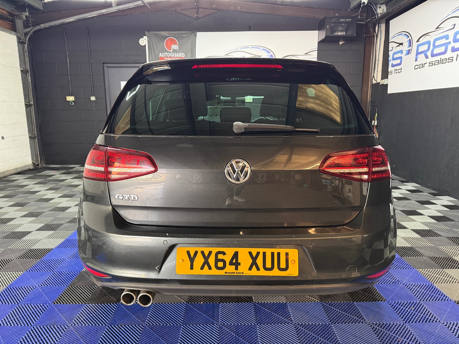 Used Volkswagen Golf 2014 for sale - 76407459: Photo 11