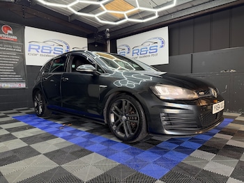 Used Volkswagen Golf 2014 for sale - 76407459: Photo