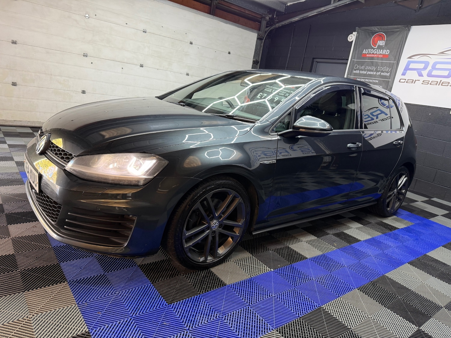 Used Volkswagen Golf 2014 for sale - 76407459: Photo 7