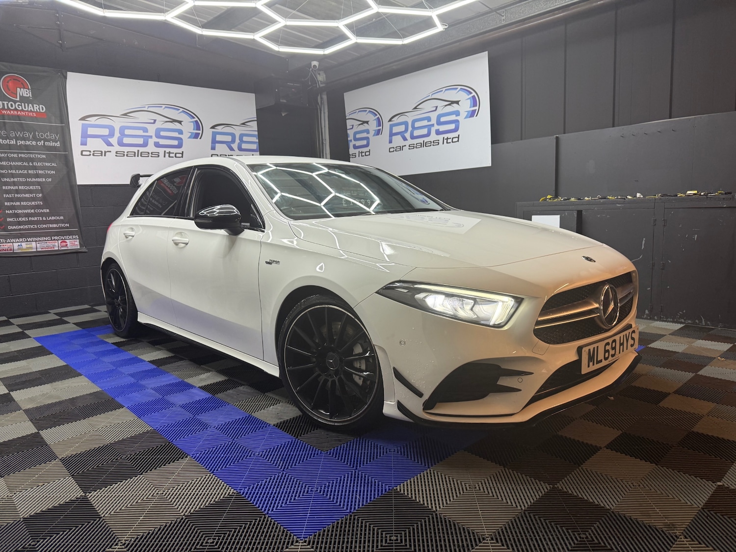 Used Mercedes-Benz A-Class 2019 for sale - 76767406: Photo 1