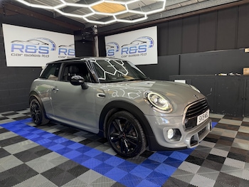 Used MINI Hatch 2019 for sale - 76102227: Photo 2