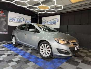 Used Vauxhall Astra 2014 for sale - 77797389: Photo
