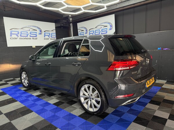 Used Volkswagen Golf 2018 for sale - 76102210: Photo 10