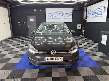 Used Volkswagen Golf 2018 for sale - 76102210: Photo 3