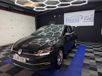 Used Volkswagen Golf 2018 for sale - 76102210: Photo 4