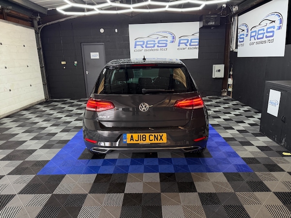 Used Volkswagen Golf 2018 for sale - 76102210: Photo 8