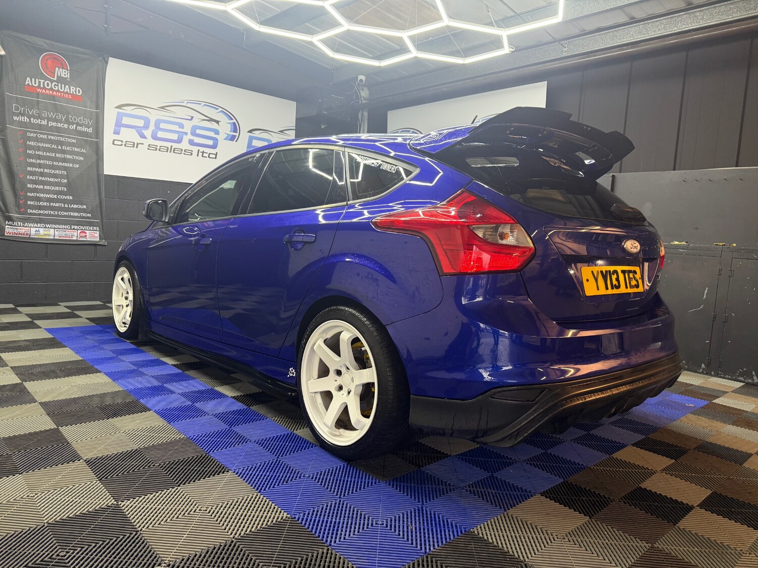 Used Ford Focus 2013 for sale - 78123717: Photo 9