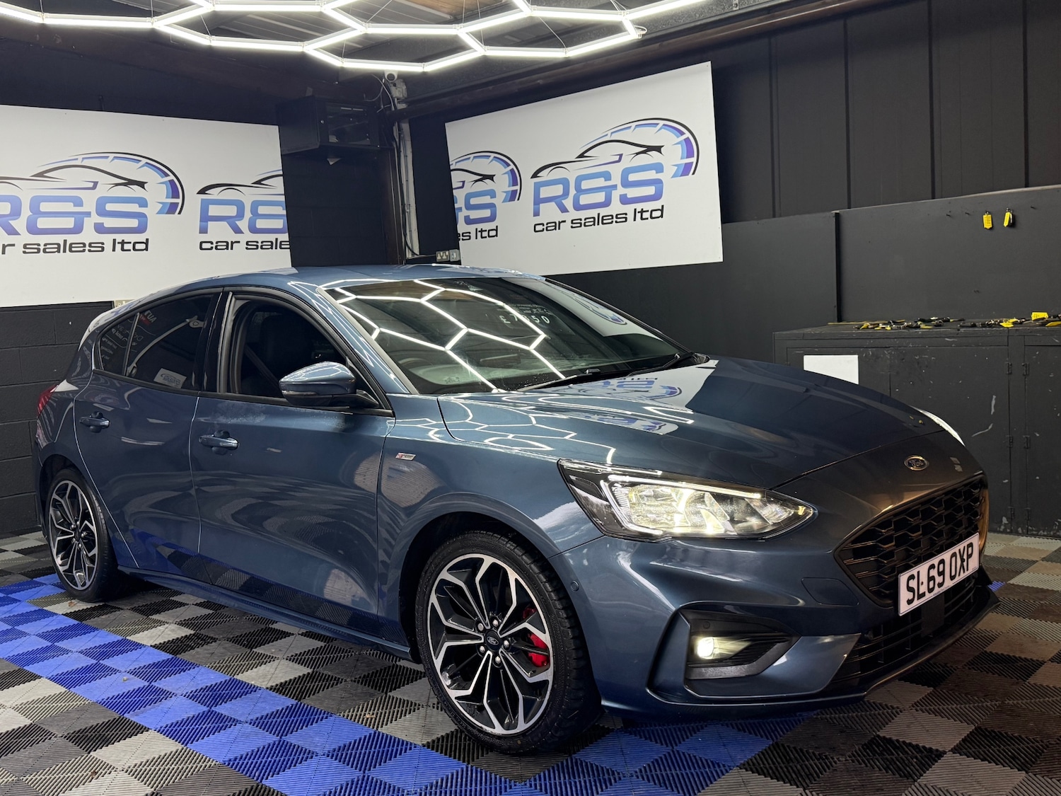 Used Ford Focus 2019 for sale - 78123220: Photo 2