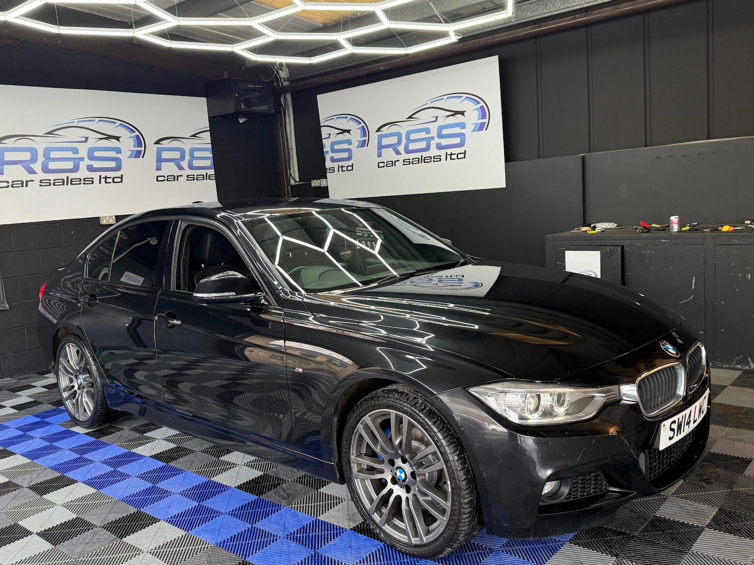 Used BMW 3 Series 2014 for sale - 78111901: Photo 2