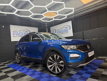 Used Volkswagen T-Roc 2020 for sale - 76847253: Photo