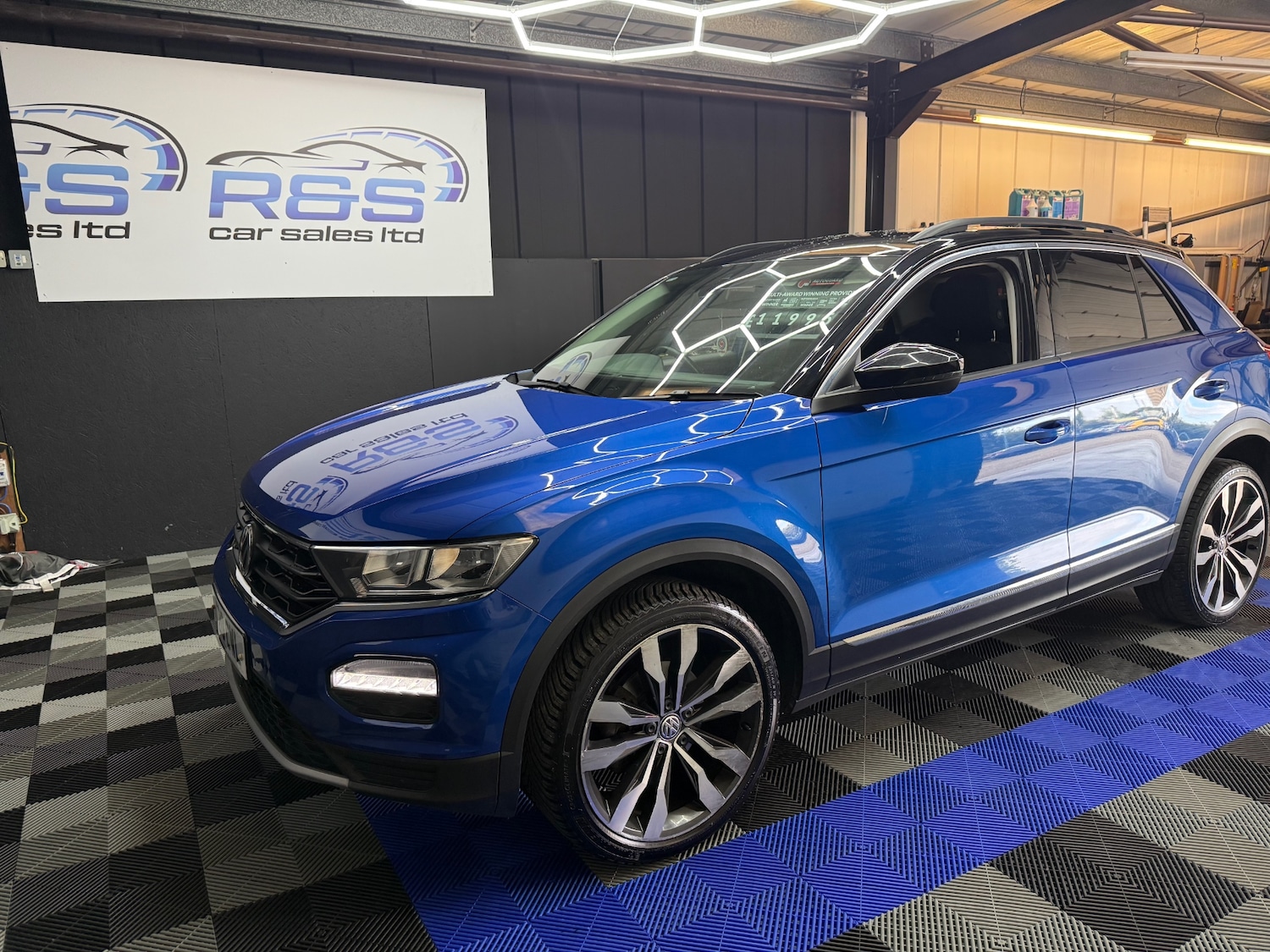 Used Volkswagen T-Roc 2020 for sale - 76847253: Photo 9