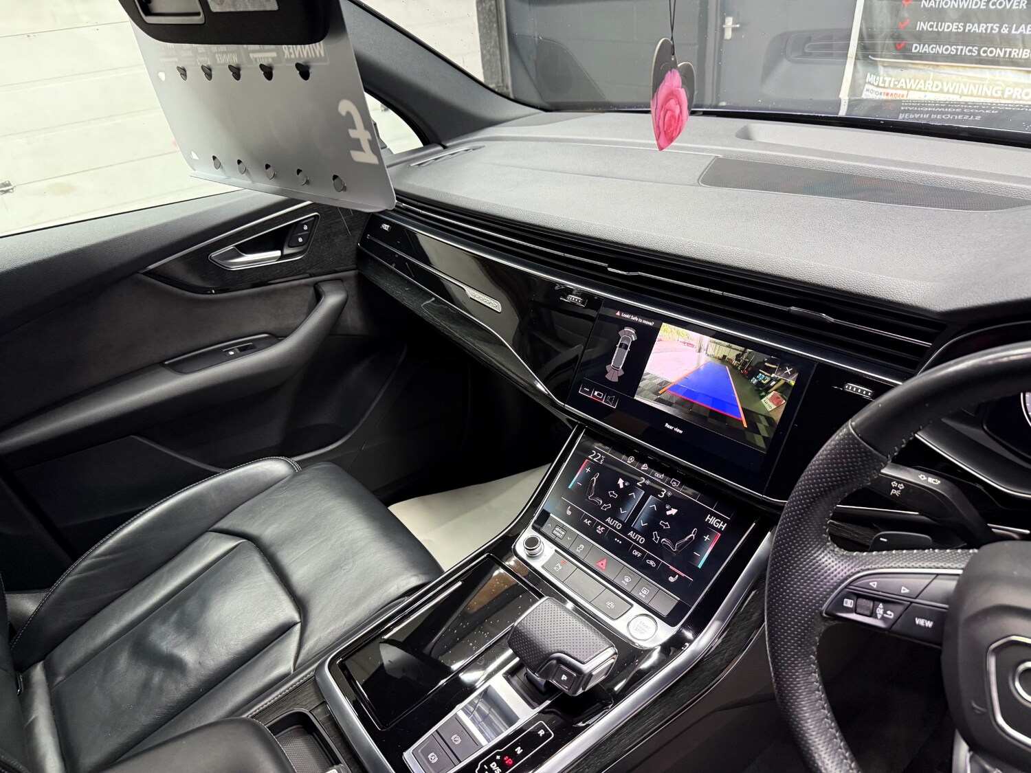 Used Audi Q7 2020 for sale - 77504161: Photo 17