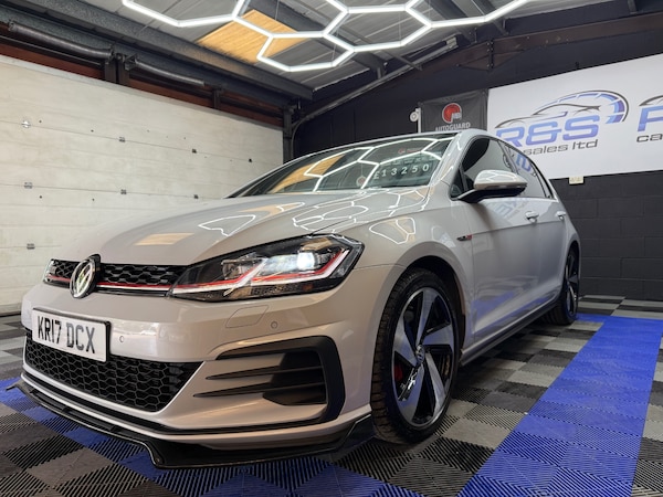 Used Volkswagen Golf 2017 for sale - 76178129: Photo 10