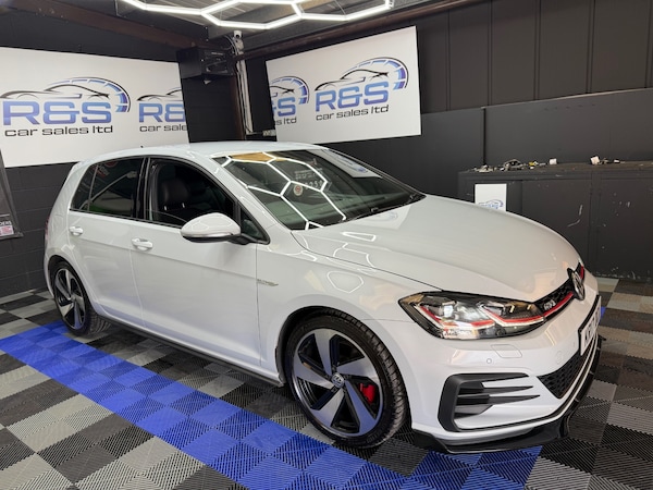 Used Volkswagen Golf 2017 for sale - 76178129: Photo 3